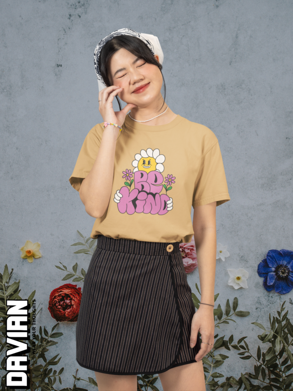 Be Kind Graphic Oversized Tee - Image 3